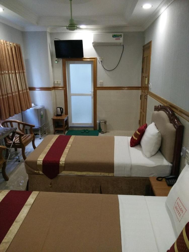 Hotel Nylon Mandalay Buitenkant foto