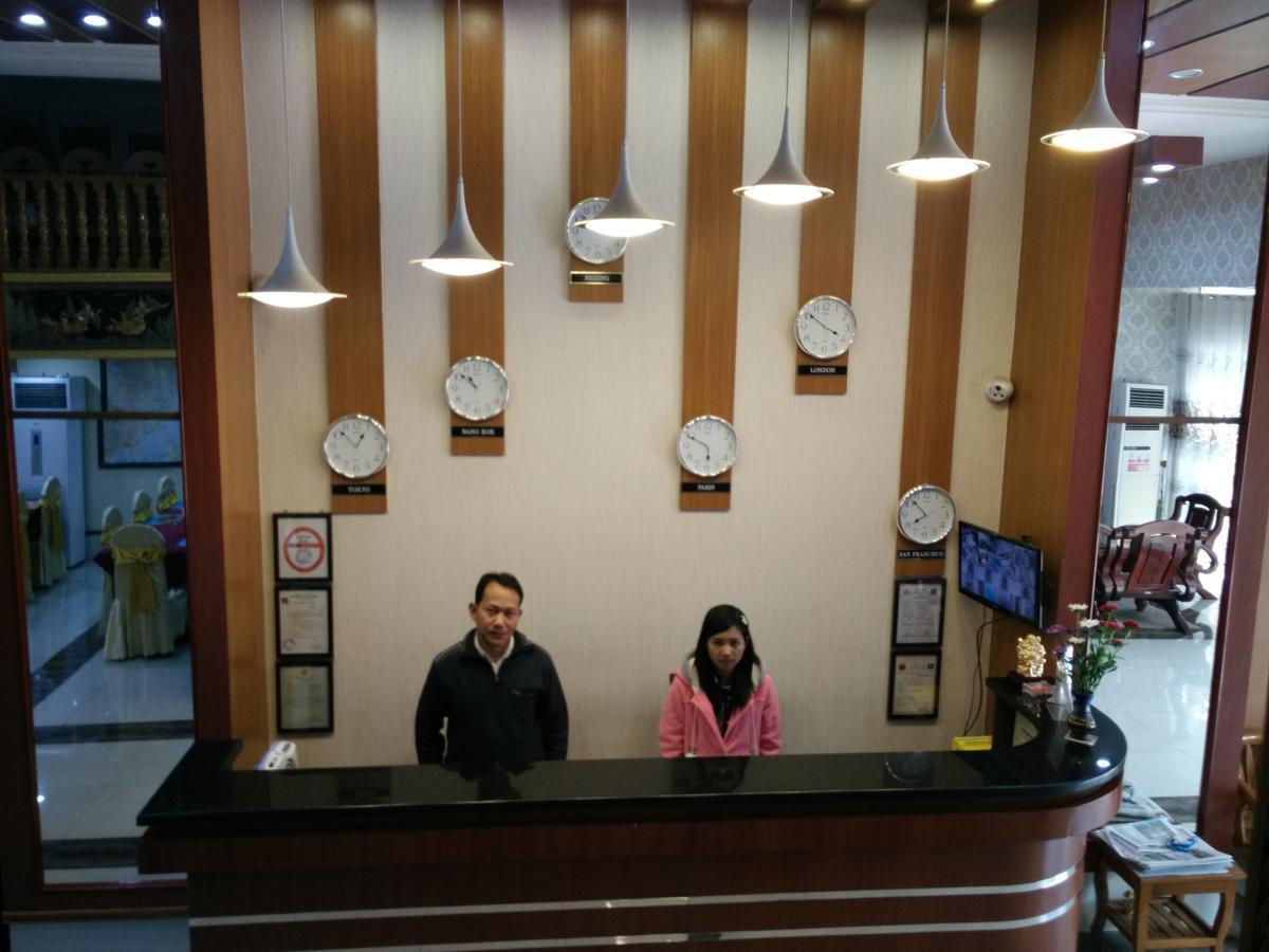 Hotel Nylon Mandalay Buitenkant foto