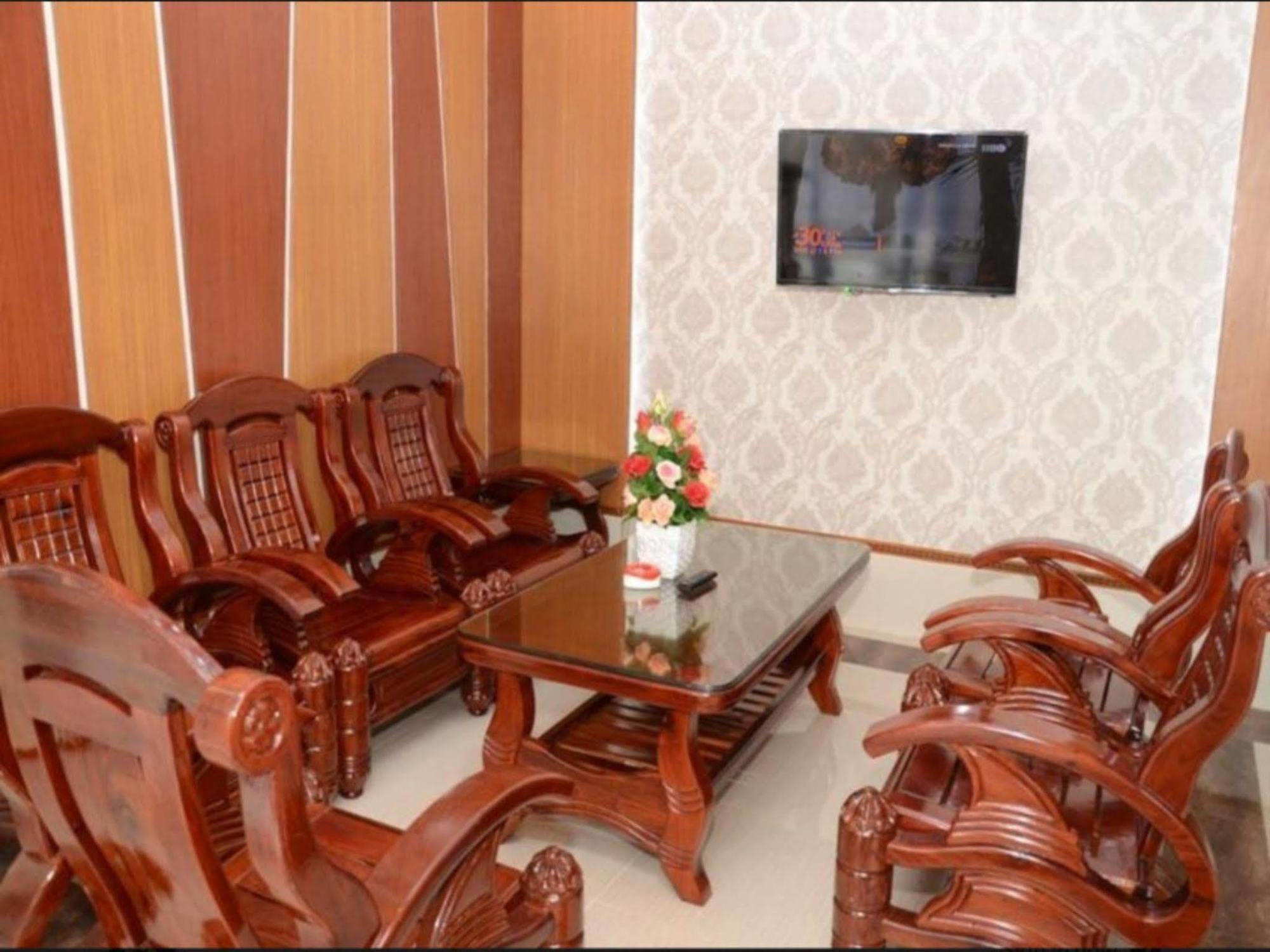 Hotel Nylon Mandalay Buitenkant foto