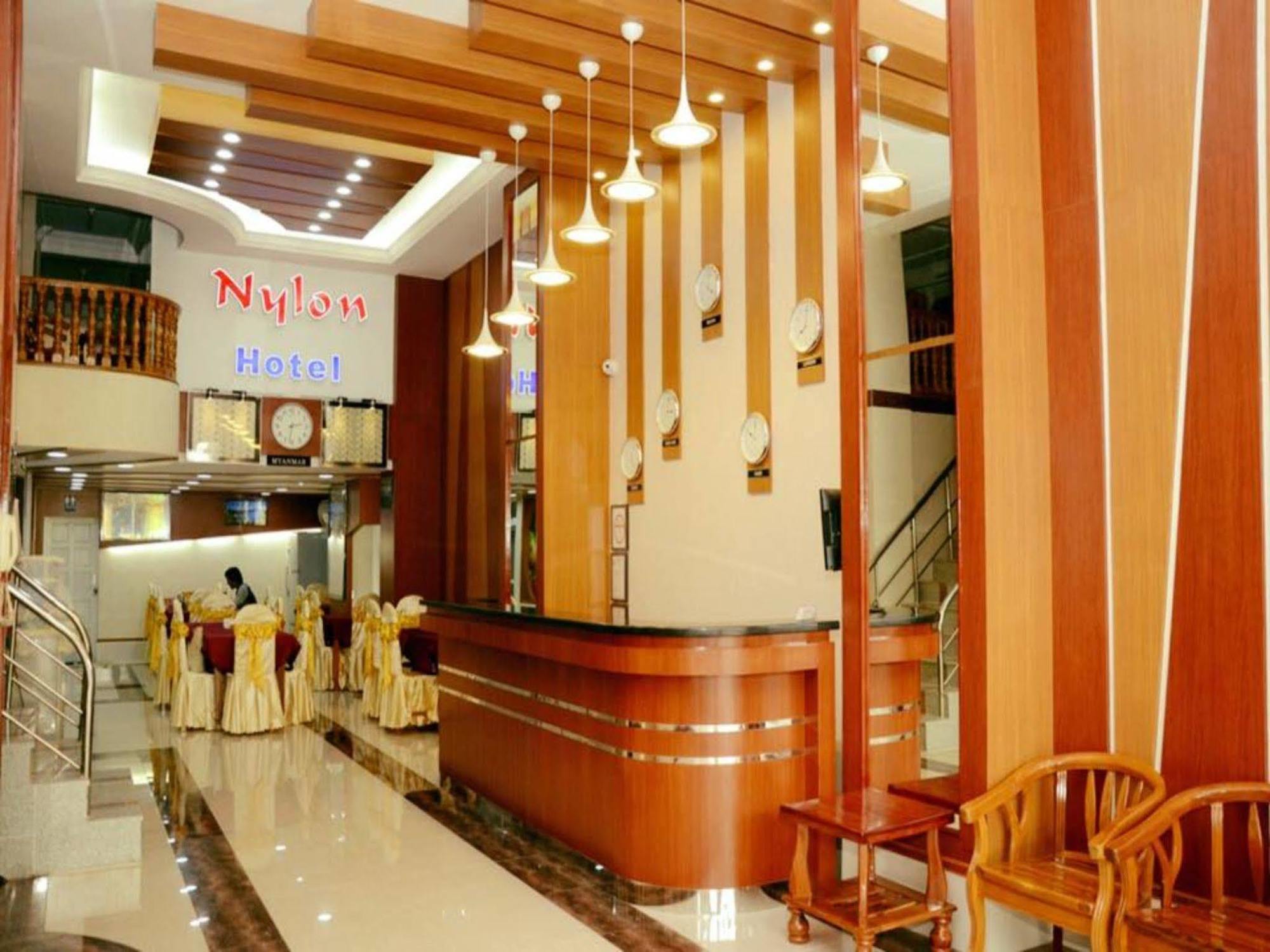 Hotel Nylon Mandalay Buitenkant foto